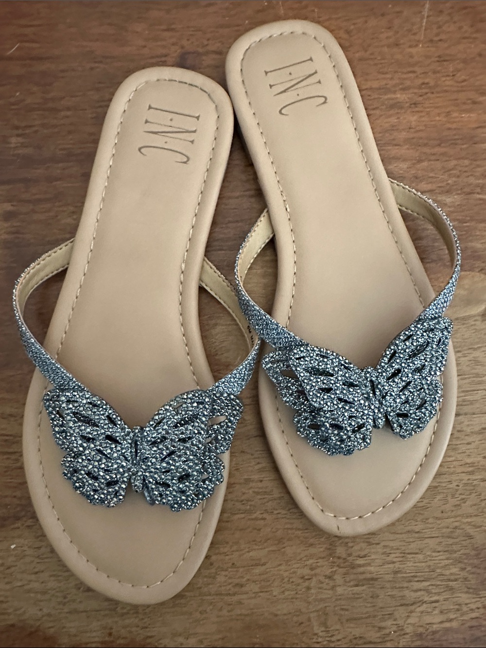 INC International Concepts Silver Butterfly Slide Sandals w/ Tan Footbed Size 6